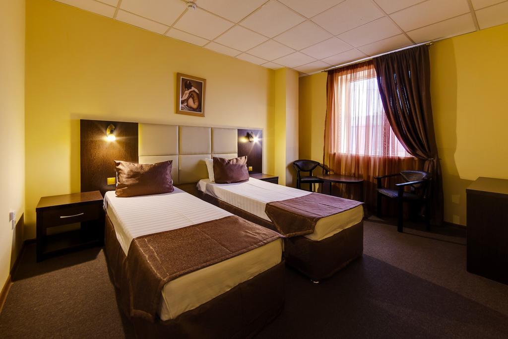 Hotel Marton Severnaya Krasnodar Chambre photo